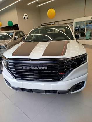 RAM RAMPAGE 2.0 HURRICANE 4 TURBO FLEX R/T 4X4 AUTOMÁTICO